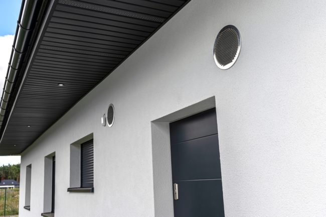 Air,Intake,And,Exhaust,In,The,Wall,